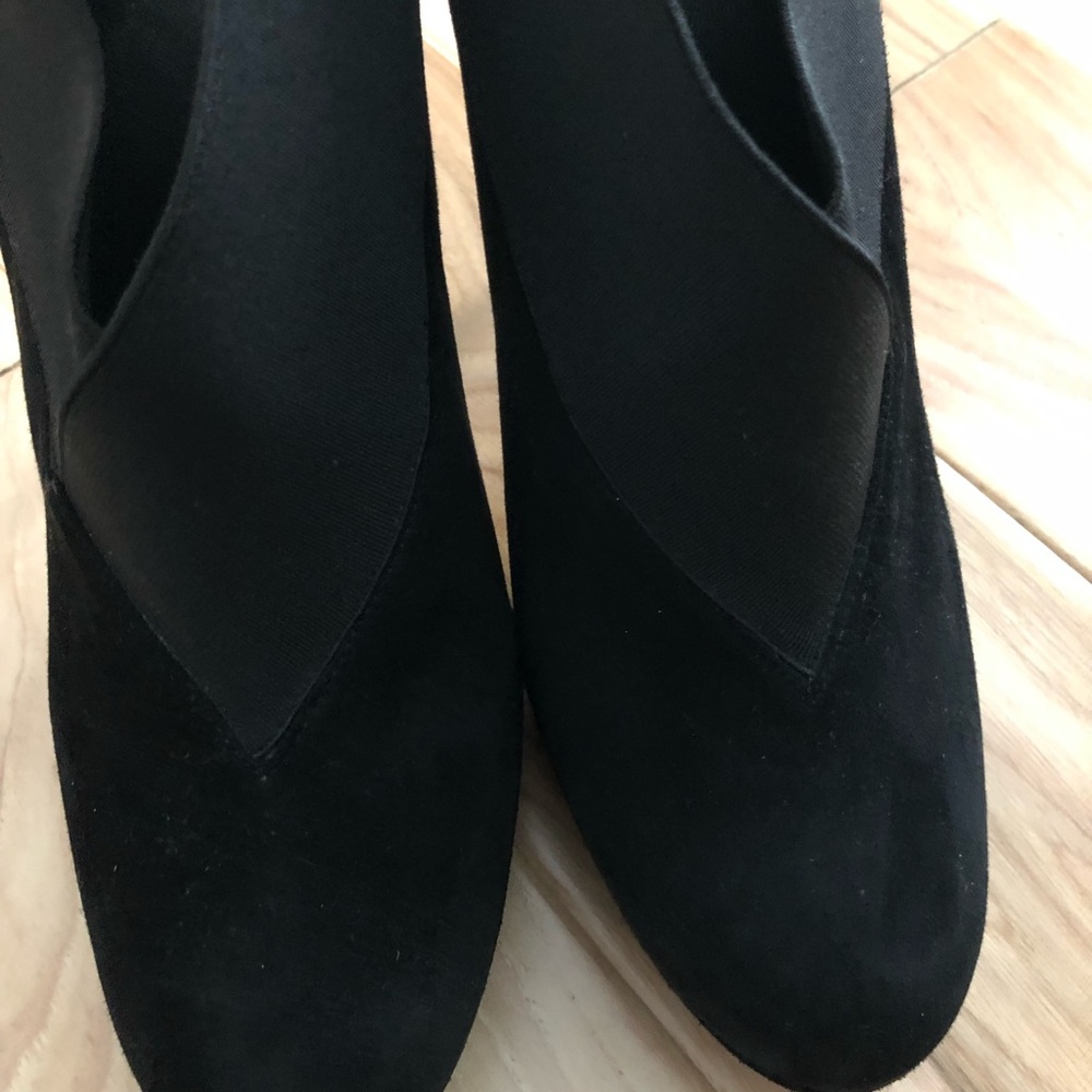 Stuart Weitzman Ankle Boots Booties (Like New) - image 4